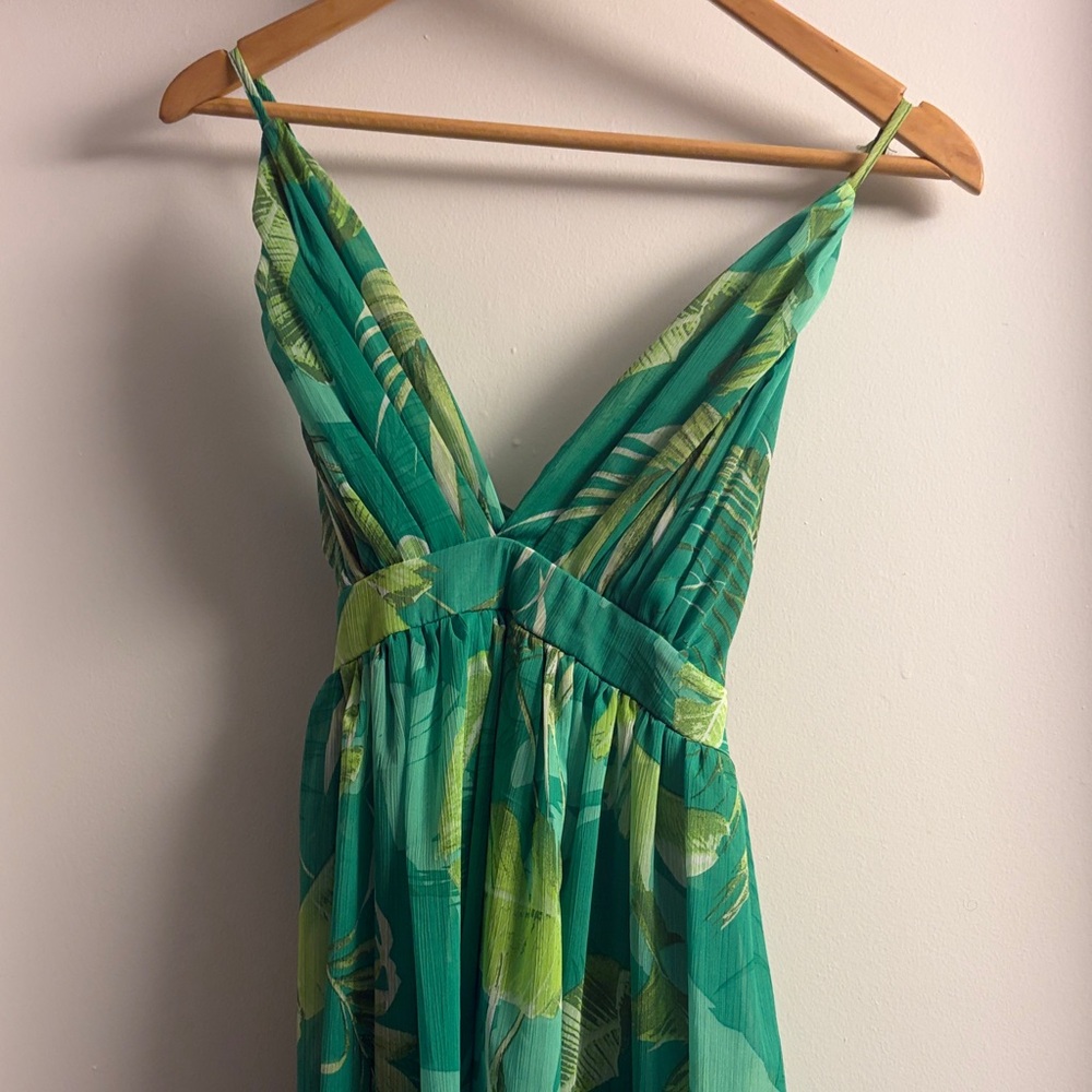 Green Leaf Print Maxi Dress